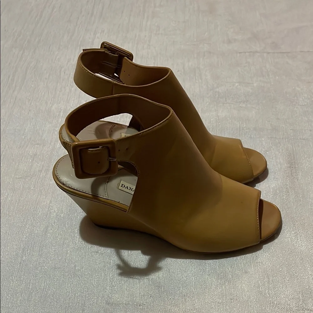 Dana Buchman Brown Peep-Toe Ankle Strap Women's Shoes